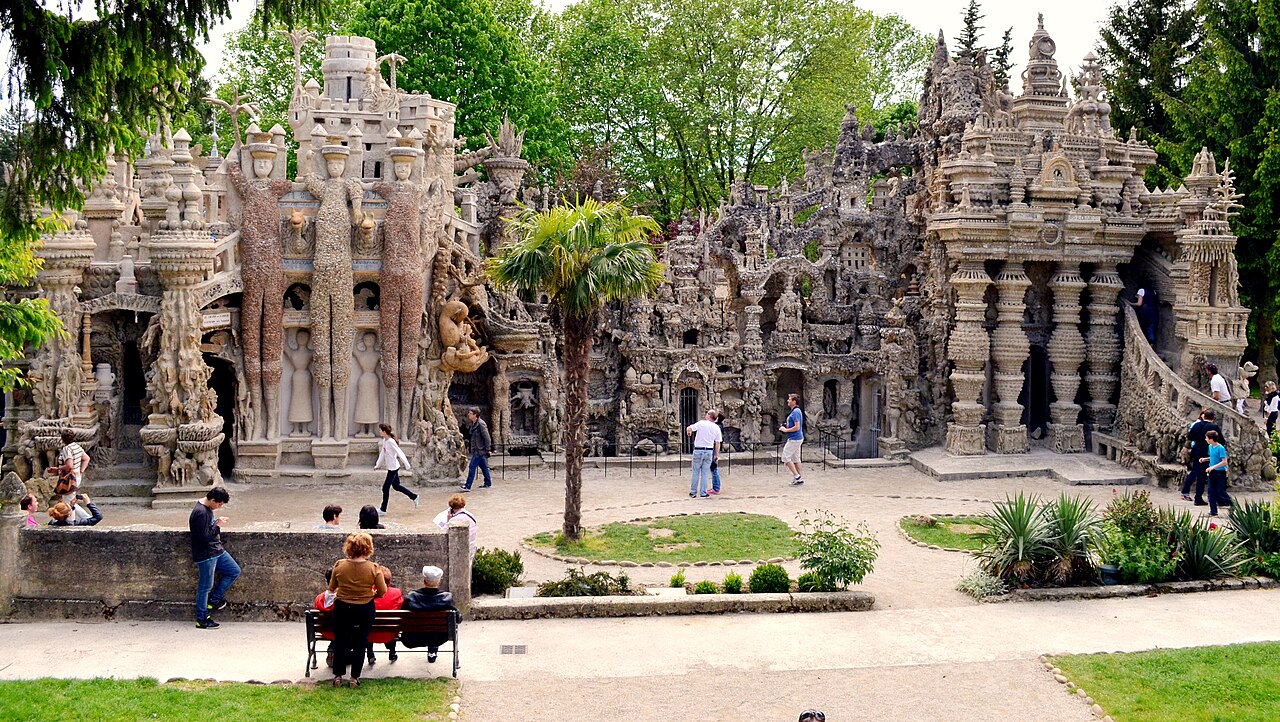Palais idéal du Facteur Cheval